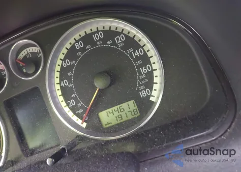 2002 Volkswagen Passat W8 from USA, damaged, VIN WVWUK63B22P340868